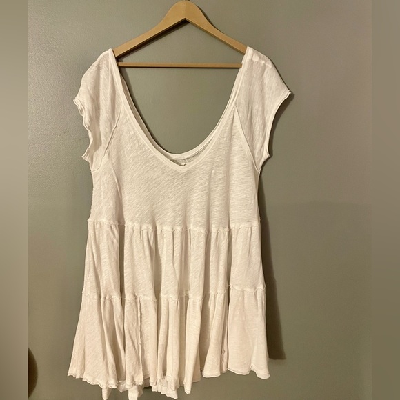 We The Free Tunic 🦋 - Picture 1 of 2